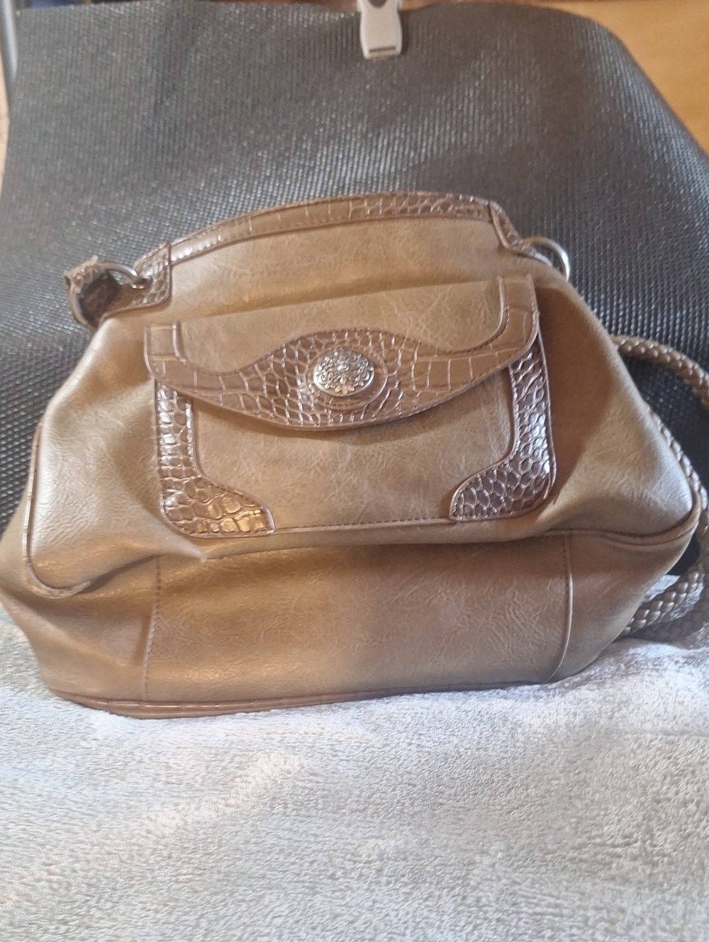 Bueno Olive Green Brown Leather Mixed Media Shoulder Bag Filagree Braided Straps